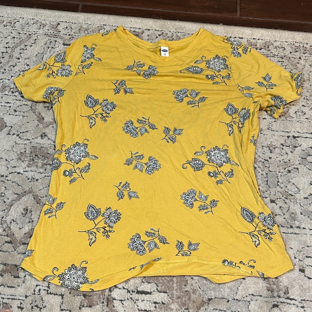 Old Navy Yellow Floral Short Sleeve Tee